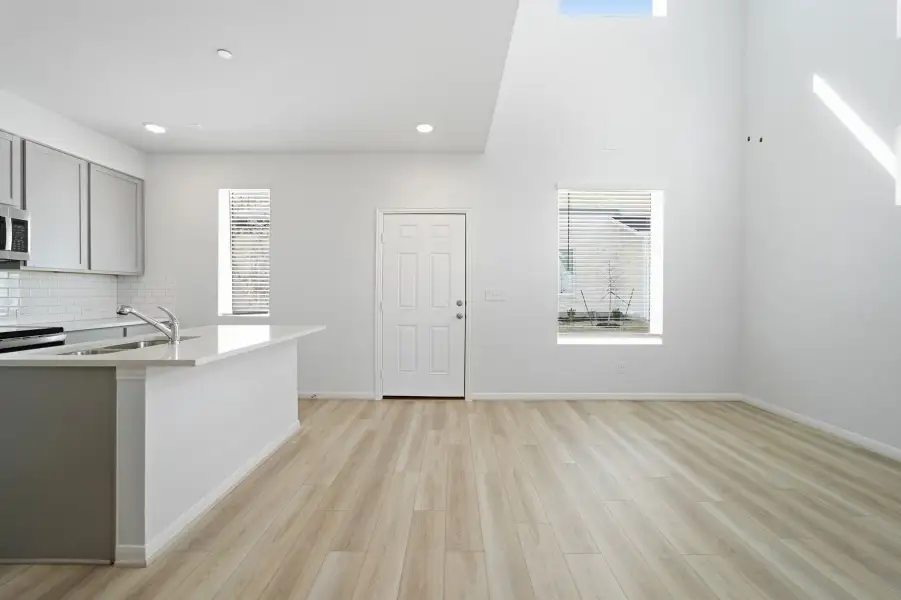 Spacious, unfurnished interior of a new home in Municipal Drive Townhomes, Leander (Image 37). Spacious, unfurnished interior of a new home in Municipal Drive Townhomes, Leander (Image 37).