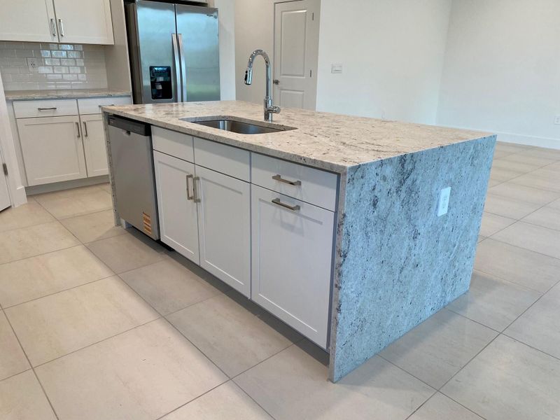 PPT 52 kitchen island