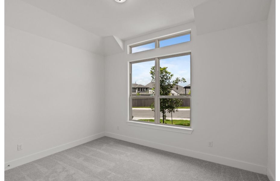 Additional Bedroom Additional Bedroom