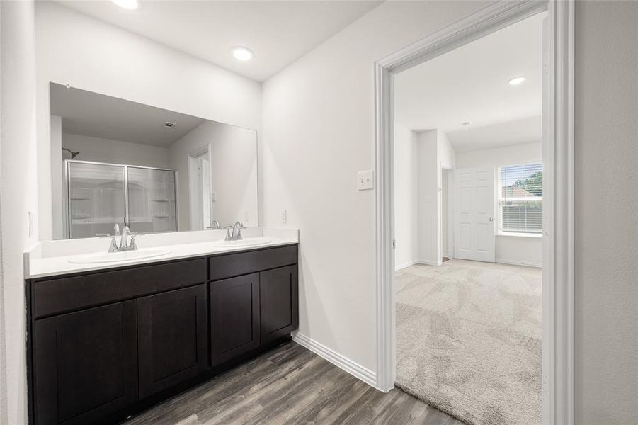 433 Rose- Primary Suite-5 433 Rose- Primary Suite-5