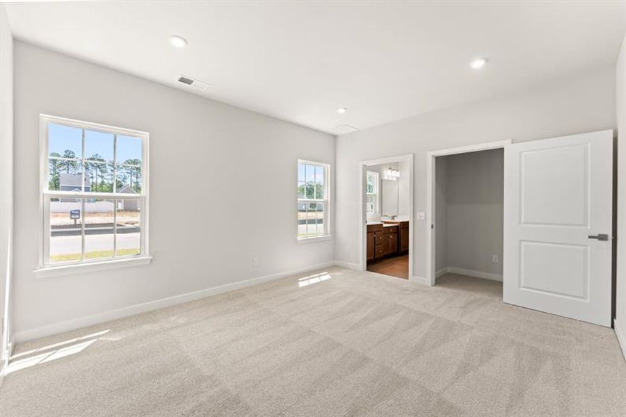 Spacious, unfurnished interior of a new home in Middle Creek Village, Bolivia (Image 19). Spacious, unfurnished interior of a new home in Middle Creek Village, Bolivia (Image 19).