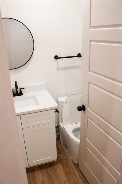 Furnished interior view inside a new home in , Midlothian (Image 9).