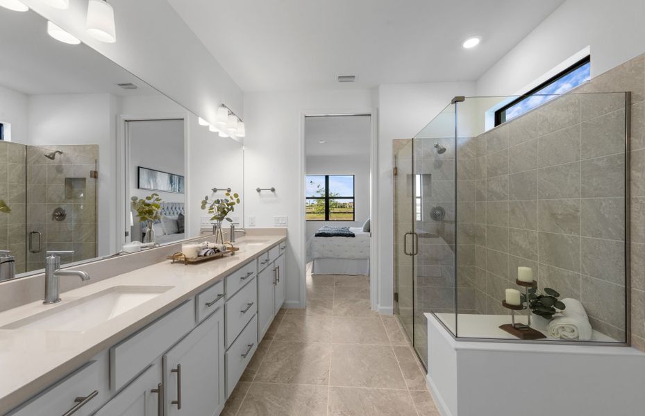 Furnished interior view inside a new home in Del Webb Naples, Immokalee (Image 8).