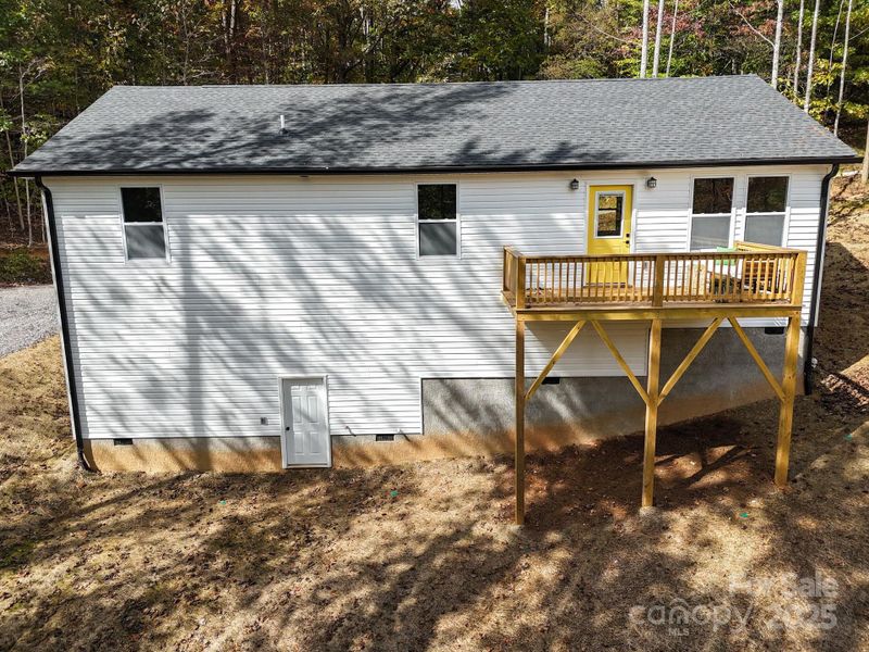 Exterior details and patio area of a home in , Candler (Image 2).