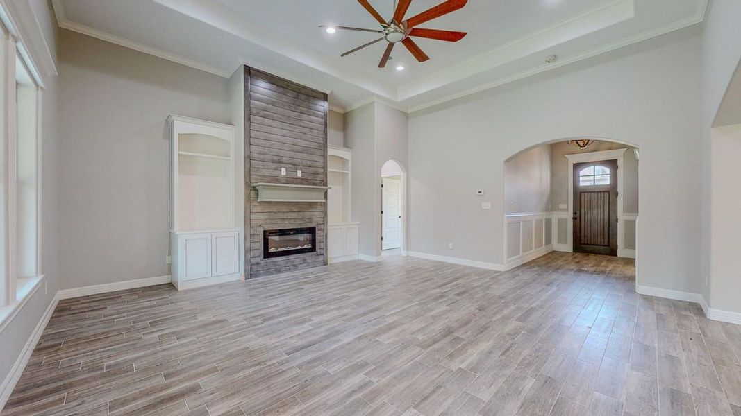 Spacious, unfurnished interior of a new home in , Beaumont (Image 34).