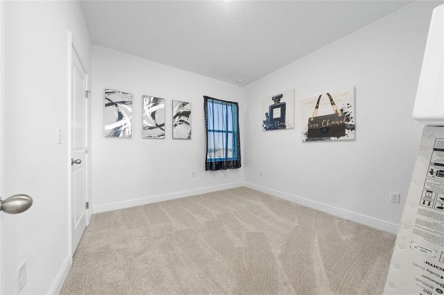 Spacious, unfurnished interior of a new home in , Minneola (Image 22).