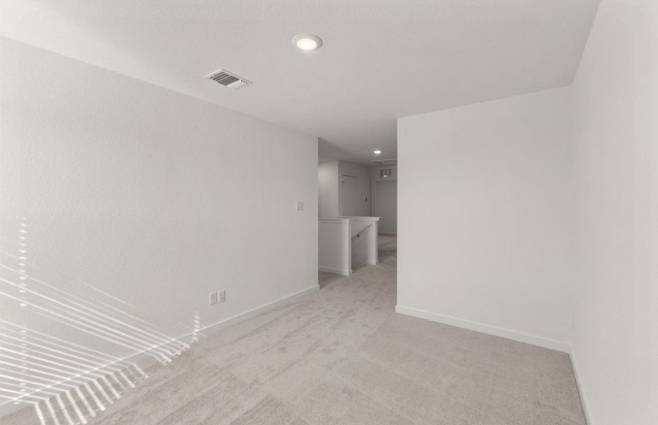 Spacious, unfurnished interior of a new home in Sonterra, Jarrell (Image 30).