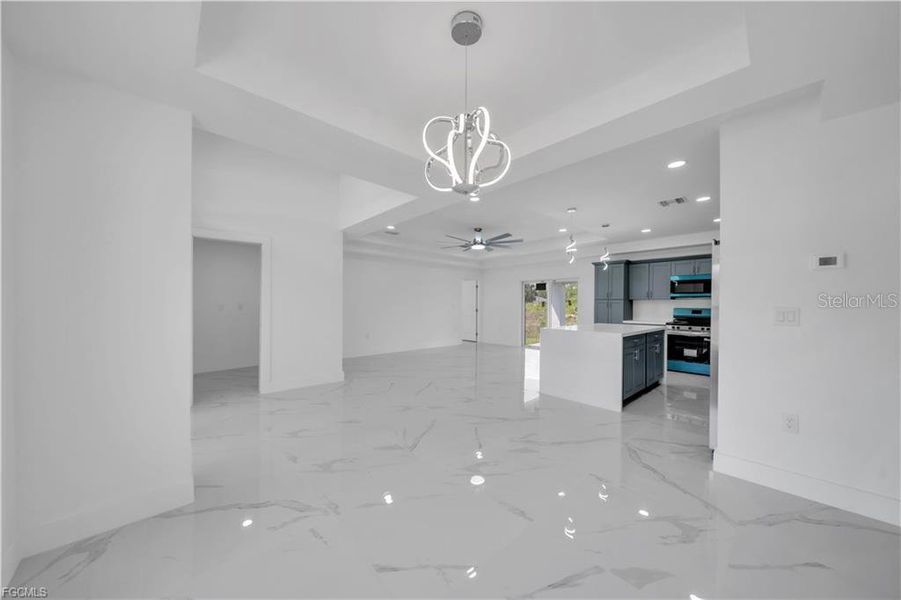 Spacious, unfurnished interior of a new home in , Lehigh Acres (Image 17).
