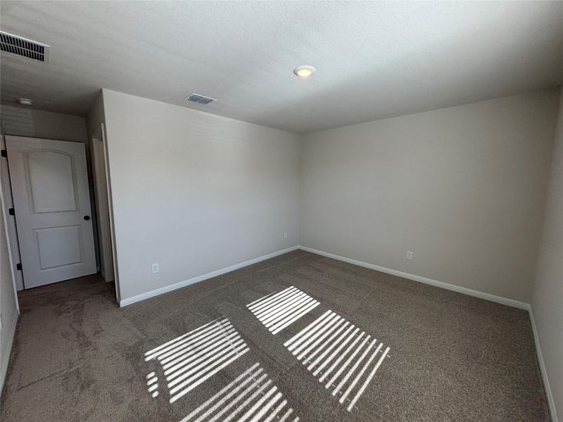 Spacious, unfurnished interior of a new home in Cannon Ranch 45s, Dripping Springs (Image 36).