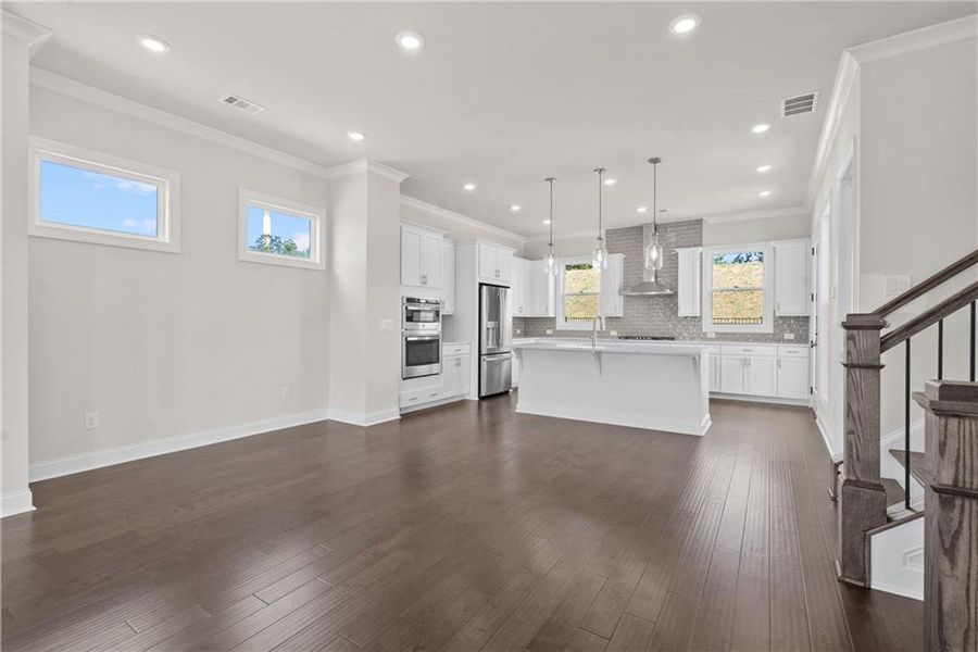Spacious, unfurnished interior of a new home in Palisades Single Family, Cumming (Image 17).