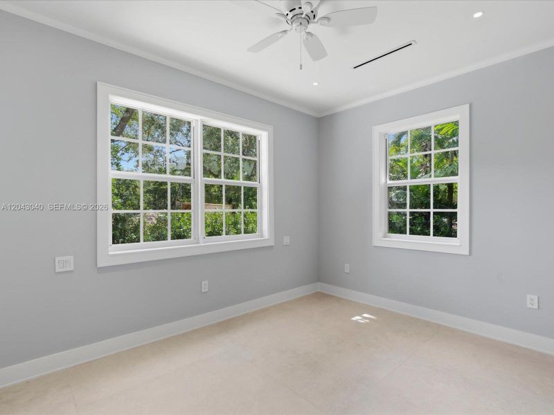 Spacious, unfurnished interior of a new home in , South Miami (Image 51).