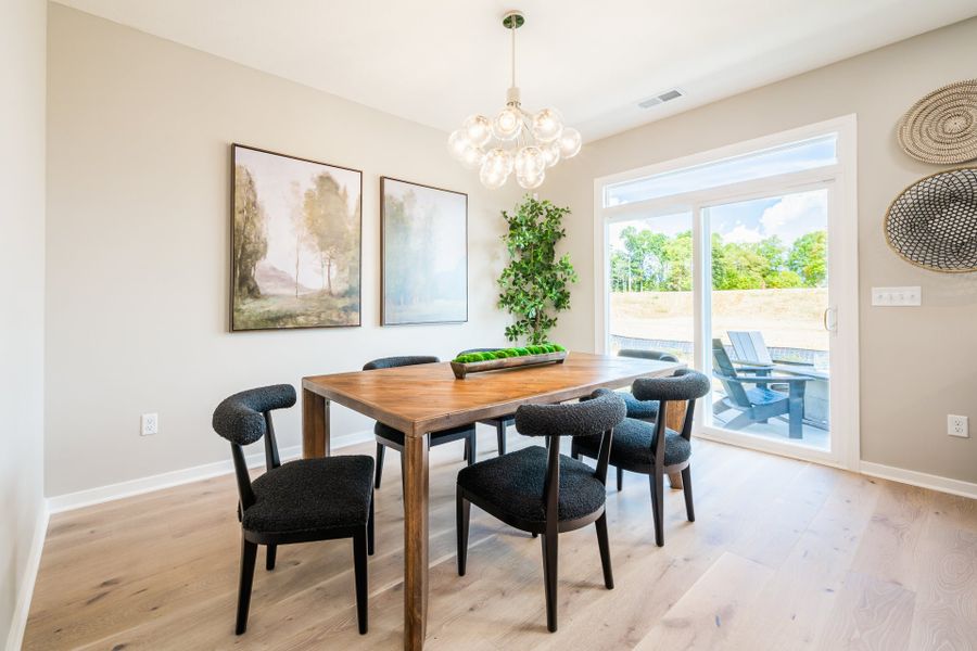 Representative furnished interior of a home built from the Olive by Fischer Homes in Easton Park, Dallas (Image 15). Representative furnished interior of a home built from the Olive by Fischer Homes in Easton Park, Dallas (Image 15).