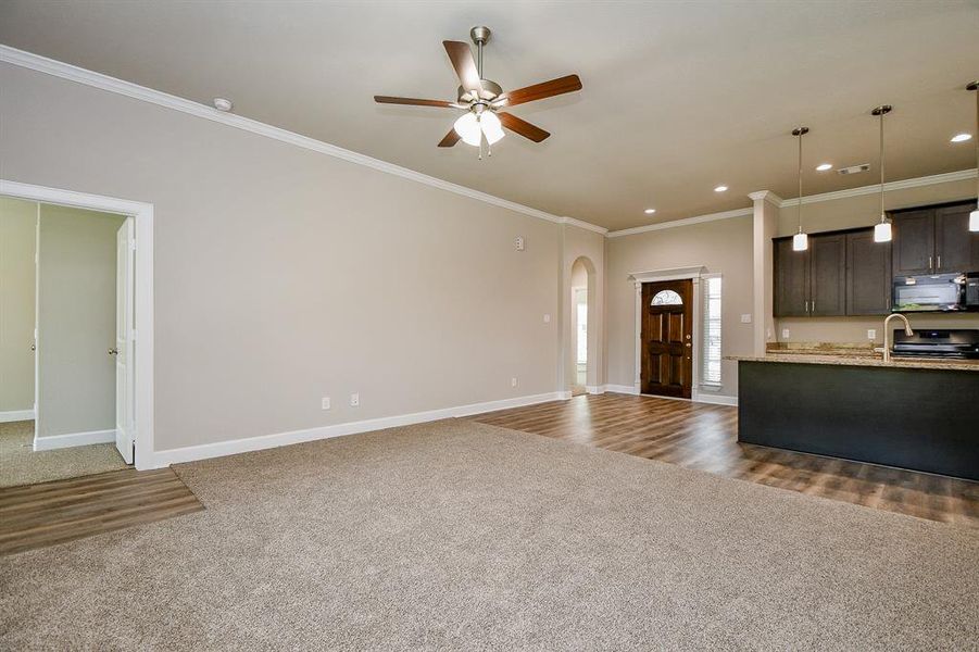 Spacious, unfurnished interior of a new home in , Houston (Image 17).