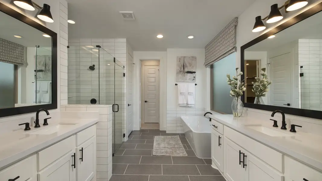 Furnished interior view inside a new home in Cross Creek Ranch 65', Fulshear (Image 8). Furnished interior view inside a new home in Cross Creek Ranch 65', Fulshear (Image 8).