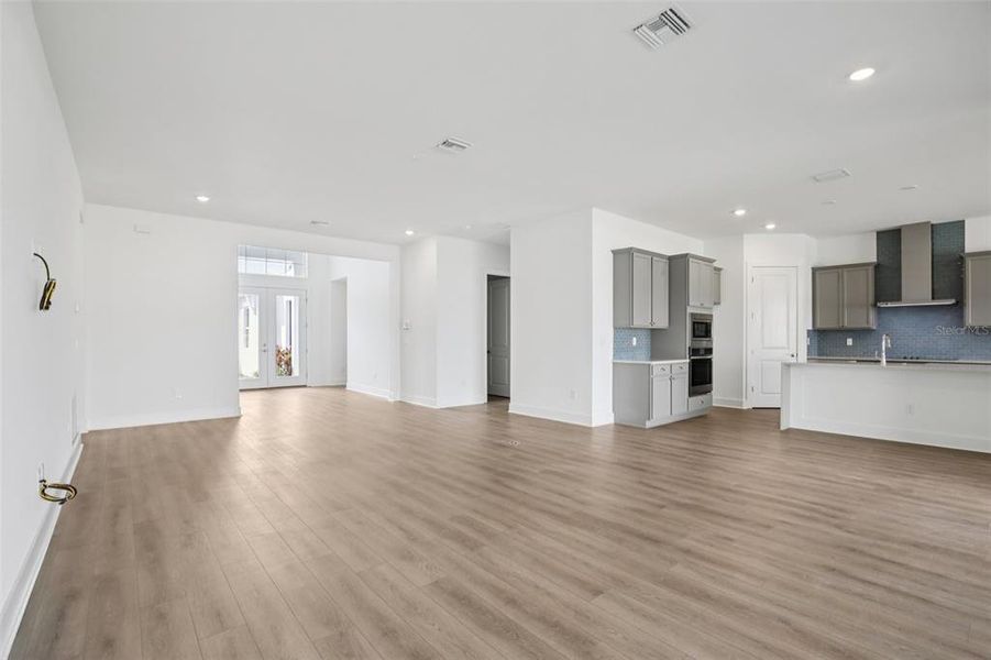 Spacious, unfurnished interior of a new home in Biscayne Landing at Seaire, Parrish (Image 22).