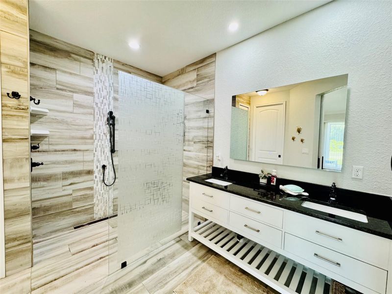 Furnished interior view inside a new home in , Lake Placid (Image 26). Furnished interior view inside a new home in , Lake Placid (Image 26).