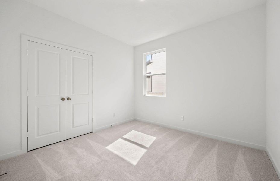 Spacious, unfurnished interior of a new home in Sunfield, Buda (Image 17). Spacious, unfurnished interior of a new home in Sunfield, Buda (Image 17).
