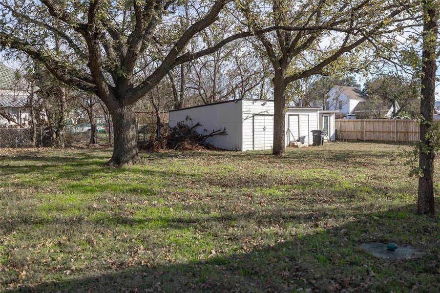Image 33 of a home in . Image 33 of a home in .