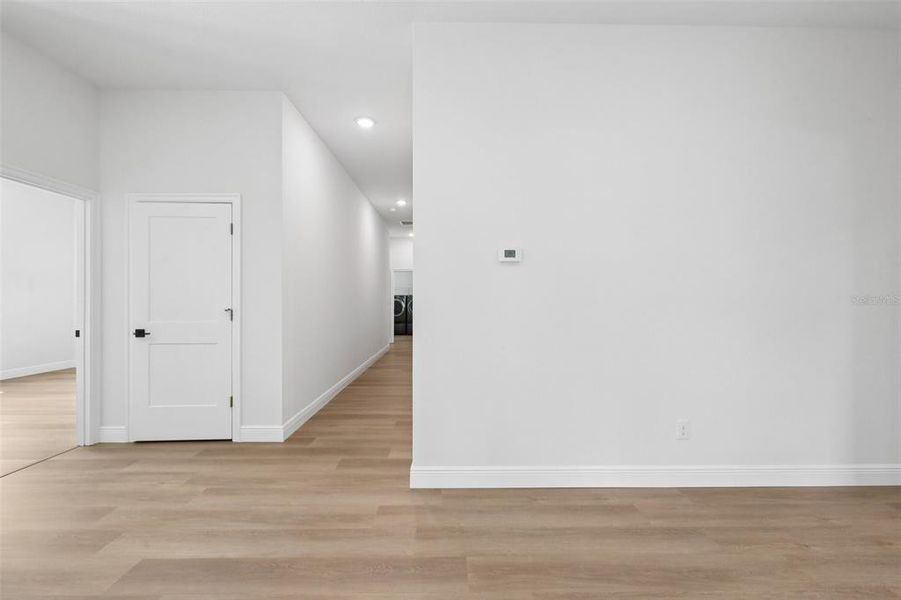 Spacious, unfurnished interior of a new home in , Tampa (Image 57).