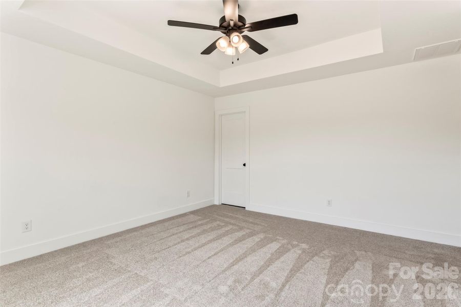 Spacious, unfurnished interior of a new home in , Fort Mill (Image 20).