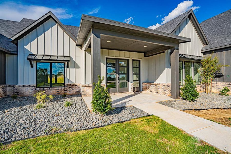 Exterior details and patio area of a home in , Granbury (Image 25). Exterior details and patio area of a home in , Granbury (Image 25).