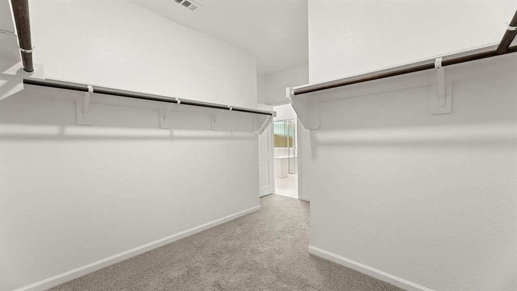25. 2935 Wagoner - Closet 25. 2935 Wagoner - Closet