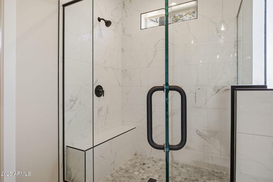 2701NEagleViewLp-ShowLowAZ-18