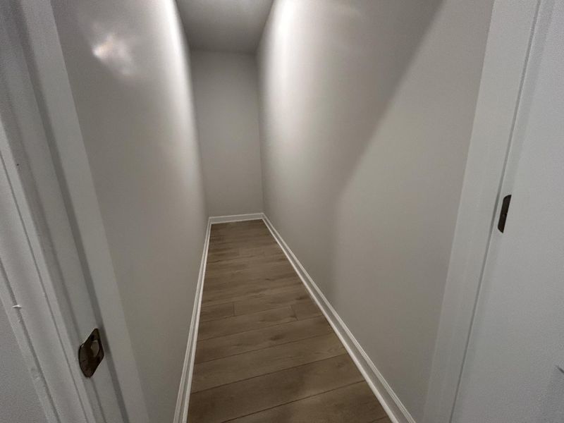 Spacious, unfurnished interior of a new home in Tea Farm, Ravenel (Image 10).