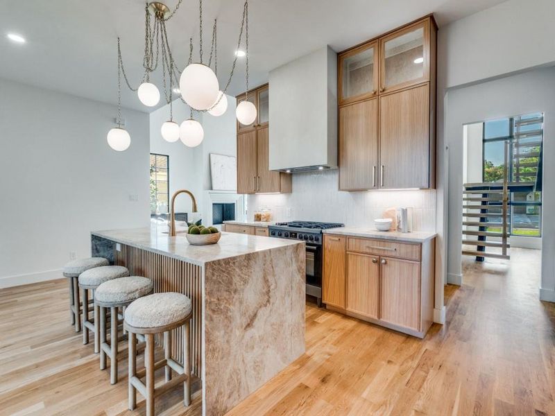 Furnished interior view inside a new home in , Dallas (Image 16).