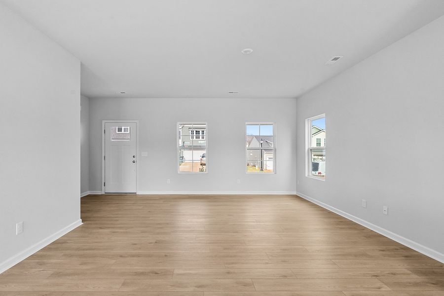 Spacious, unfurnished interior of a new home in Hanes Lake, Winston-Salem (Image 18). Spacious, unfurnished interior of a new home in Hanes Lake, Winston-Salem (Image 18).
