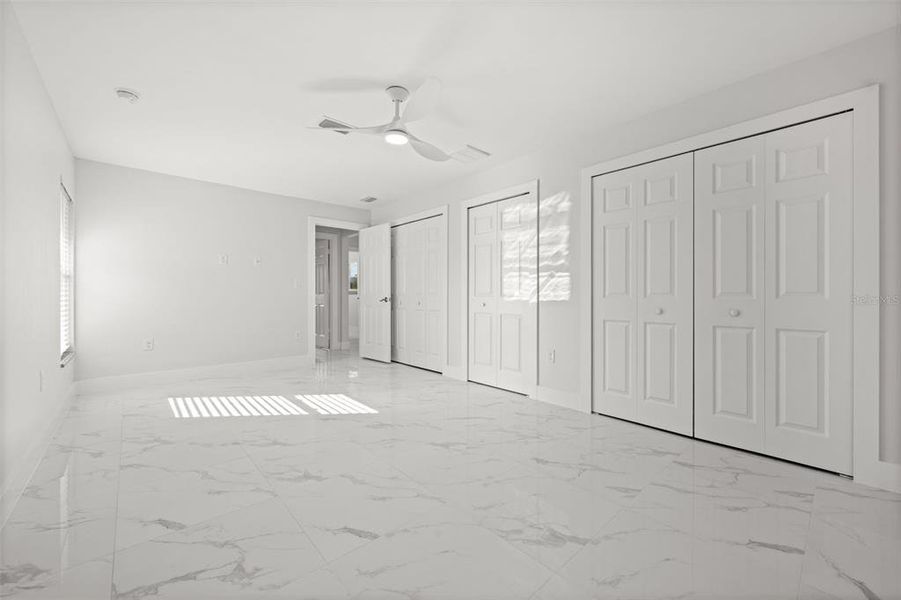 Spacious, unfurnished interior of a new home in , Port Charlotte (Image 12).