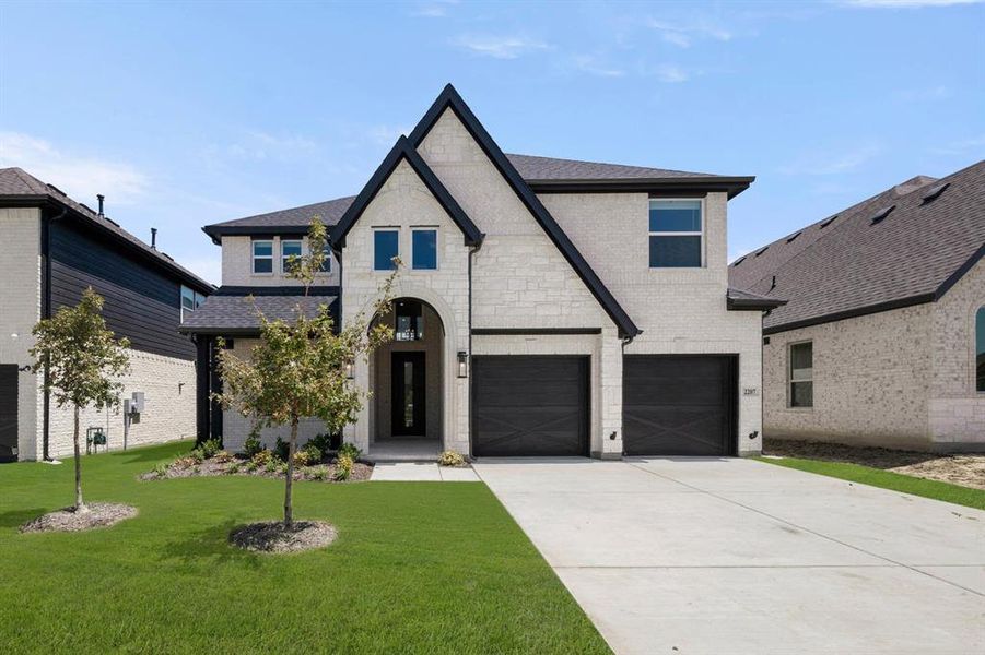 2207 Pelican- Front-1 2207 Pelican- Front-1