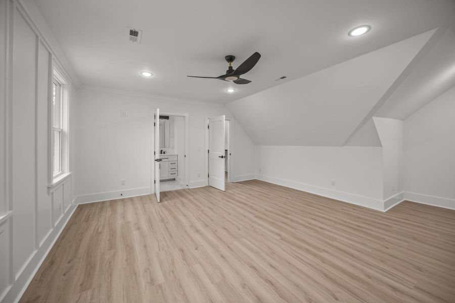 Spacious, unfurnished interior of a new home in , Johns Island (Image 32).