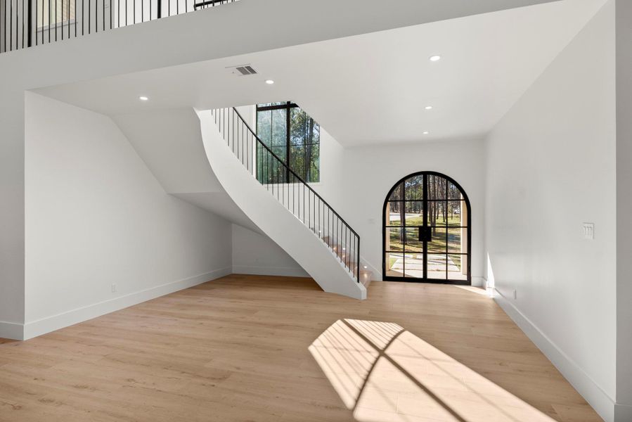 Spacious, unfurnished interior of a new home in , Montgomery (Image 34). Spacious, unfurnished interior of a new home in , Montgomery (Image 34).