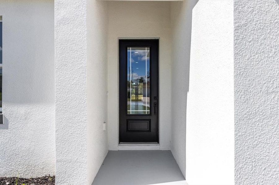 Exterior details and patio area of a home in , Ocala (Image 25). Exterior details and patio area of a home in , Ocala (Image 25).