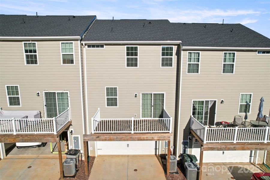 Exterior details and patio area of a home in , Gastonia (Image 33).