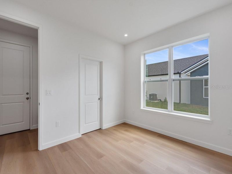 Spacious, unfurnished interior of a new home in , Palm Bay (Image 15).