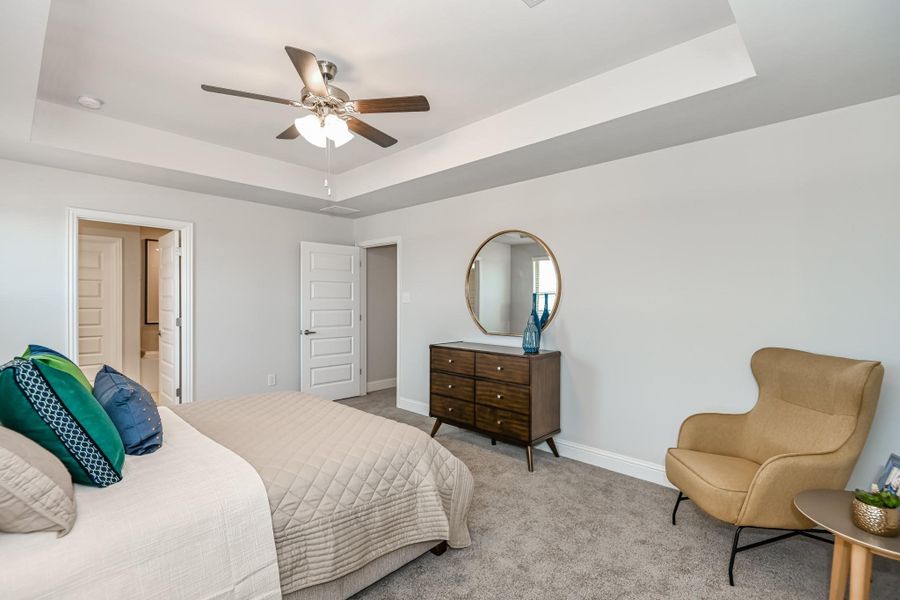 Stock photos - Colors and features may vary Stock photos - Colors and features may vary