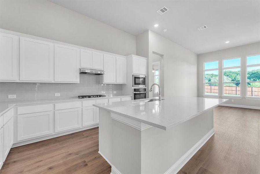 Furnished interior view inside a new home in Oaks Preserve, Mansfield (Image 10).