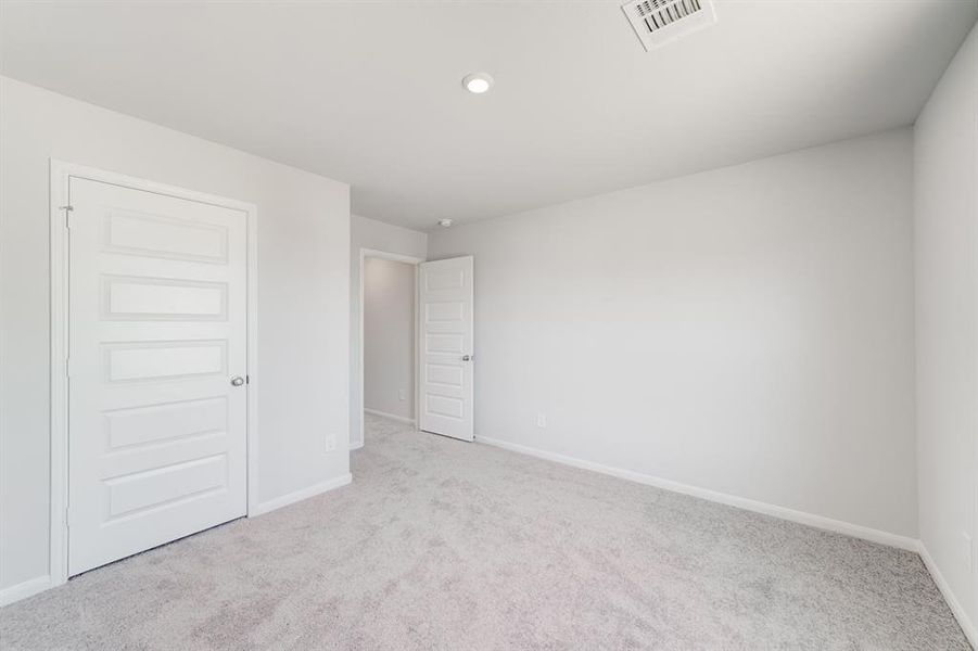 Spacious, unfurnished interior of a new home in Cedar Creek on Maple, Abilene (Image 19). Spacious, unfurnished interior of a new home in Cedar Creek on Maple, Abilene (Image 19).