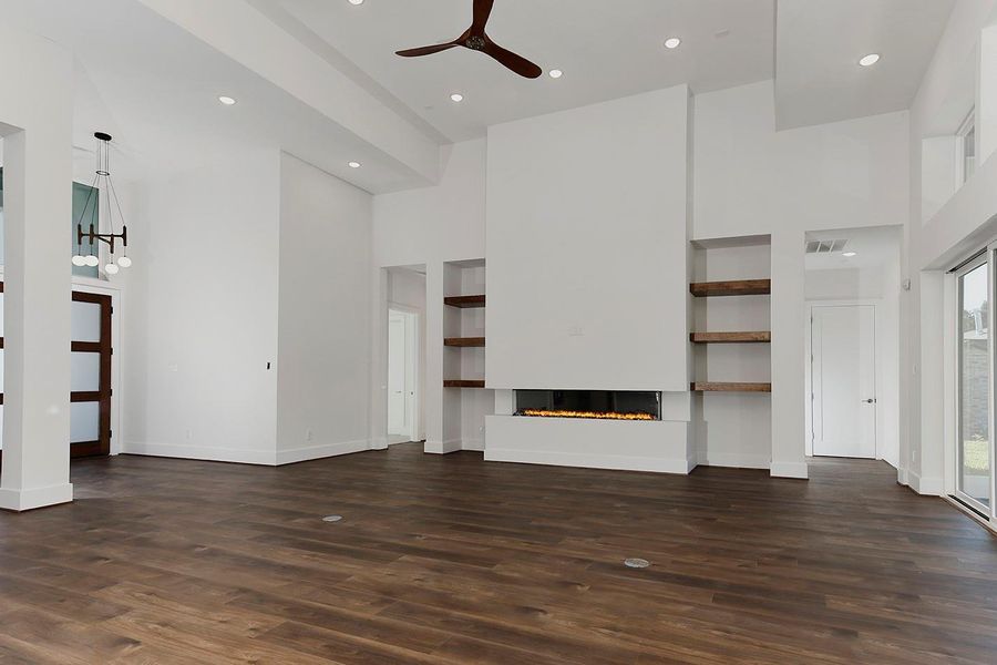 Spacious, unfurnished interior of a new home in , Montgomery (Image 16).