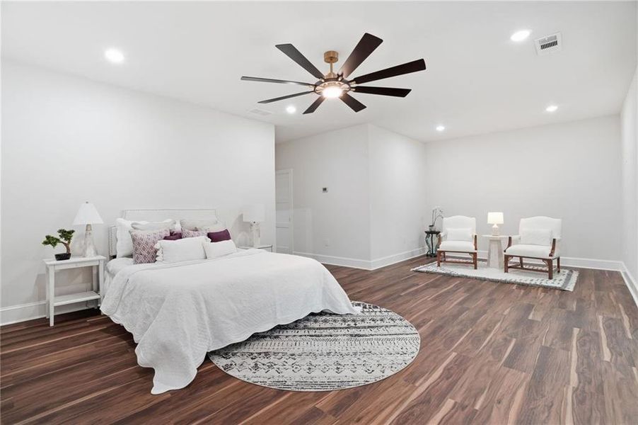 Furnished interior view inside a new home in , Acworth (Image 19).