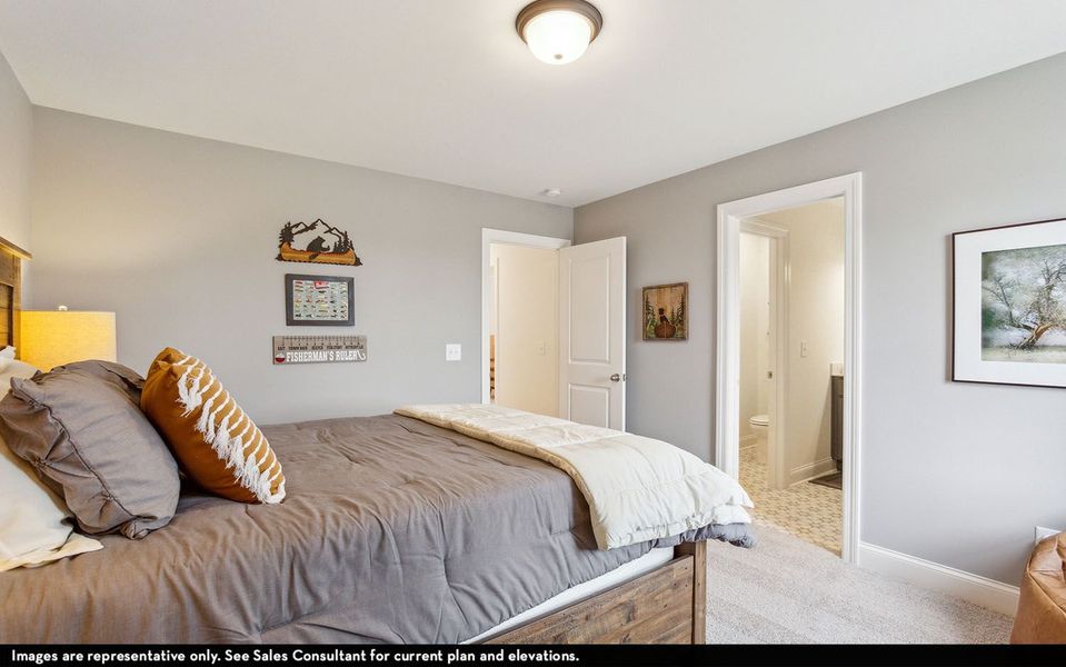 Furnished interior view inside a new home in McCain's Station, Gallatin (Image 31).