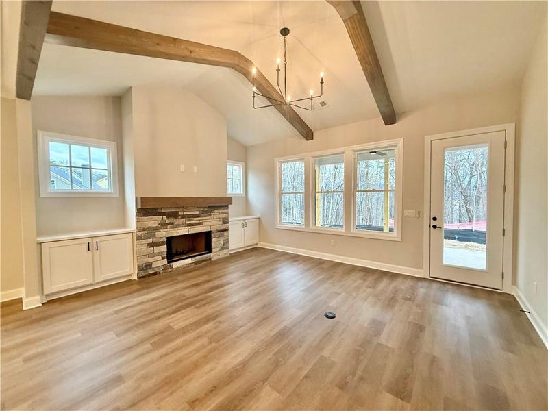 Spacious, unfurnished interior of a new home in , Waleska (Image 20).