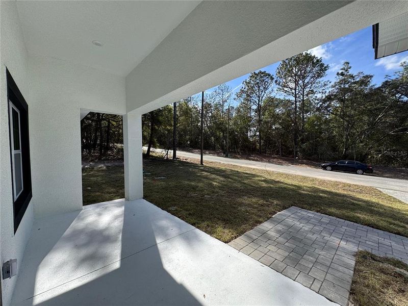 Exterior details and patio area of a home in , Dunnellon (Image 17). Exterior details and patio area of a home in , Dunnellon (Image 17).