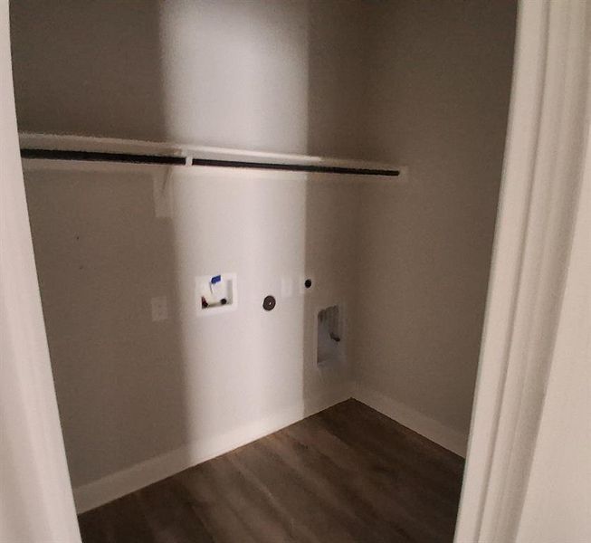 Spacious, unfurnished interior of a new home in , Anna (Image 12).