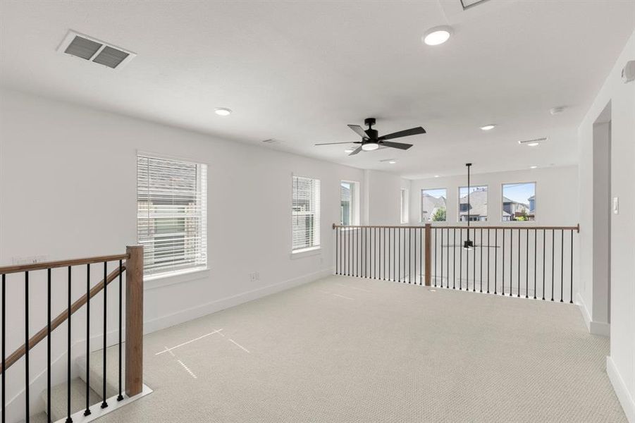 Spacious, unfurnished interior of a new home in The Villages of Hurricane Creek, Anna (Image 33).