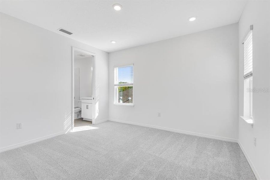 Spacious, unfurnished interior of a new home in Ardisia Park, New Smyrna Beach (Image 23). Spacious, unfurnished interior of a new home in Ardisia Park, New Smyrna Beach (Image 23).