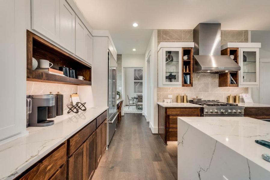 Representative furnished interior of a home built from the Grand Signature by Grand Homes in Grand Oaks, Celina (Image 10).