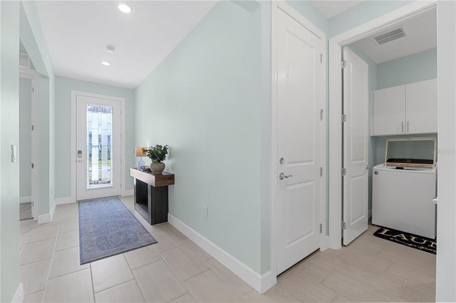 Furnished interior view inside a new home in , Punta Gorda (Image 15). Furnished interior view inside a new home in , Punta Gorda (Image 15).